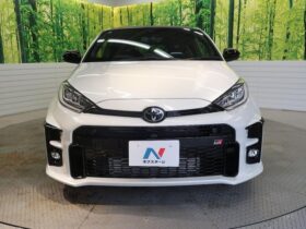 
									TOYOTA Yaris RZ High Performance Pearl White 2021′ 9UZGQ full								