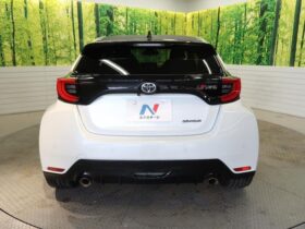 
									TOYOTA Yaris RZ High Performance Pearl White 2021′ 9UZGQ full								