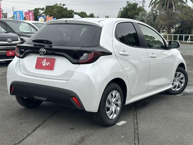 TOYOTA Yaris 1.0X White 2024′ 9V2E2