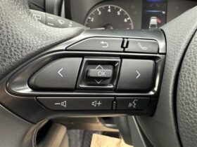 
									TOYOTA Yaris 1.0X White 2024′ 9V2E2 full								