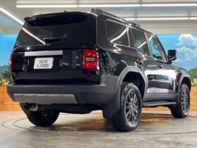 
									TOYOTA Land Cruiser Wagon VX Black 2024′ 9V2KH full								