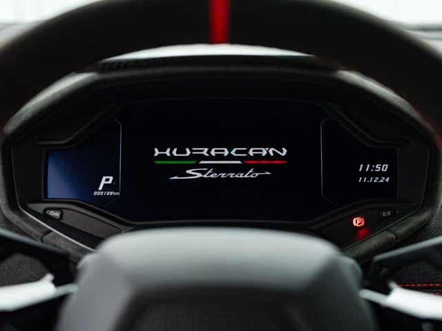 Lamborghini Huracan Stellato 4WD Dealer Car Pearl White 2024′ 9X4AA