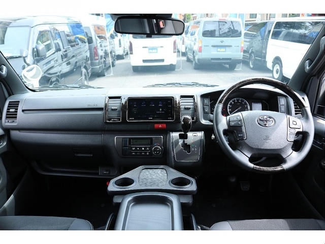 TOYOTA Hiace Van Super GL Dark Prime 2 Long Pearl White 2024′ 9X7B5