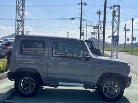 
									SUZUKI Jimny XC Gray 2025′ 9Z0IO full								