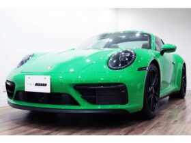 
									Porsche 911 Targa 4 GTS Green 2023′ 9Z84G full								