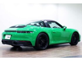 
									Porsche 911 Targa 4 GTS Green 2023′ 9Z84G full								