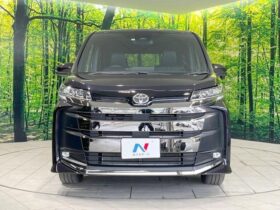 
									TOYOTA Noah S-Z Black 2023′ 9Z98J full								