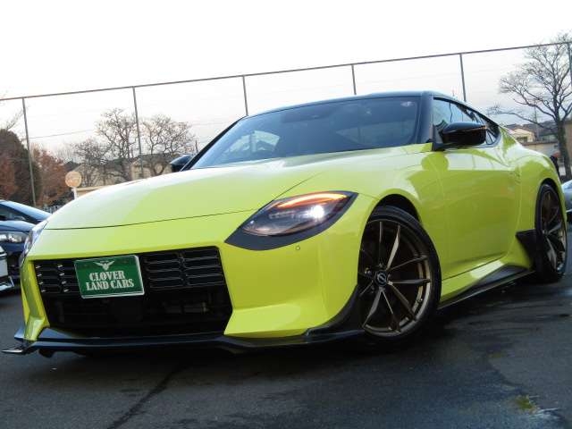 NISSAN Fairlady Z Protospecs Yellow/Black 2023′ A1DUJ