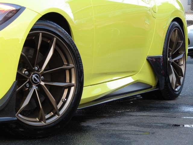 NISSAN Fairlady Z Protospecs Yellow/Black 2023′ A1DUJ