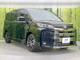 
									TOYOTA Noah S-Z Black 2023′ A1FFQ full								