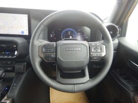 
									TOYOTA Land Cruiser Wagon VX First Edition Beige 2024′ A3IZQ full								