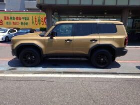 
									TOYOTA Land Cruiser Wagon VX First Edition Brown 2024′ A3MAU full								