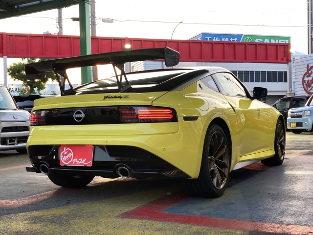 NISSAN Fairlady Z Protospecs Yellow 2023′ A5FYK