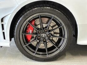 
									TOYOTA Yaris RZ High Performance Pearl White 2024′ A5RXO full								