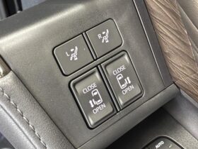 
									TOYOTA Vellfire Executive Lounge Black 2023′ A5RXQ full								