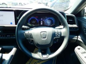 
									TOYOTA Crown CrossOver G Advanced Leather Pkg Pearl White 2022′ A5S2U full								