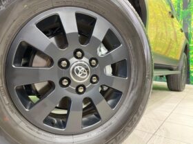 
									TOYOTA Land Cruiser Wagon VX First Edition Gold/Brown 2024′ A5S4J full								