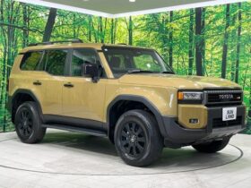
									TOYOTA Land Cruiser Wagon VX First Edition Gold/Brown 2024′ A5S4J full								