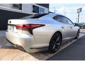 
									Lexus LS F Sport Silver 2023′ A7XXB full								