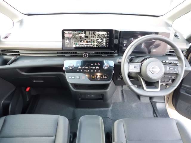 NISSAN Serena e-4ORCE Highway Star V Beige 2024′ A7Y6V