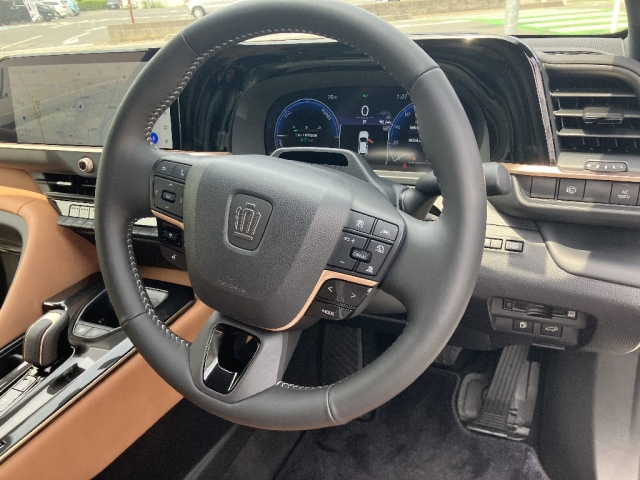 TOYOTA Crown Sport Z Pearl White 2024′ A9QBU