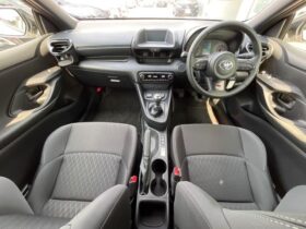 
									TOYOTA Yaris RC Pearl White 2023′ A9Y79 full								
