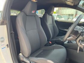 
									TOYOTA Yaris RC Pearl White 2023′ A9Y79 full								