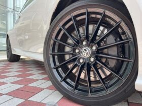 
									TOYOTA Yaris RC Pearl White 2023′ A9Y79 full								