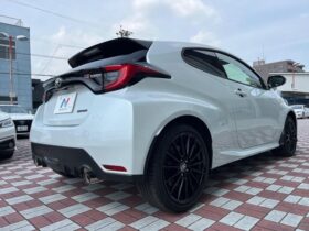 
									TOYOTA Yaris RC Pearl White 2023′ A9Y79 full								