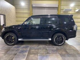 
									MITSUBISHI Pajero GR Black 2012′ AA074 full								