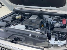 
									TOYOTA Land Cruiser Wagon VX Pearl White 2025′ AC3NX full								