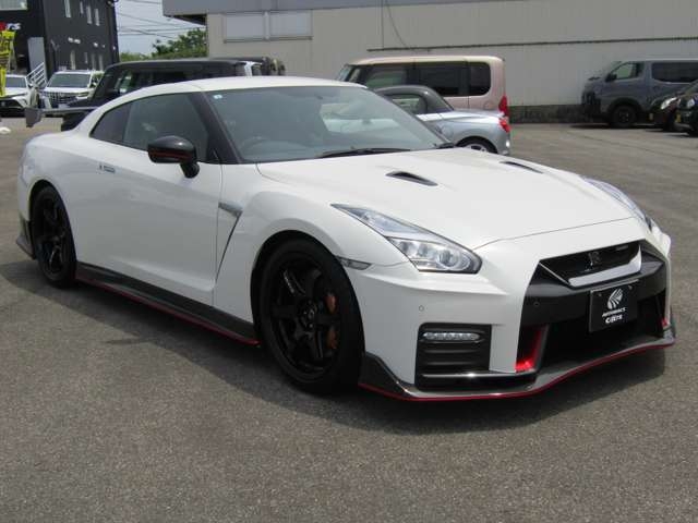 NISSAN GT-R Nismo Pearl White 2019′ AC3XT