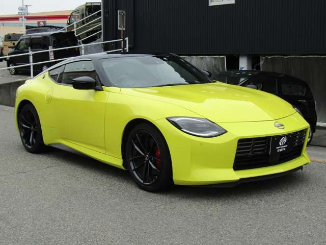 NISSAN Fairlady Z Ver ST Yellow 2022′ AC3Y1