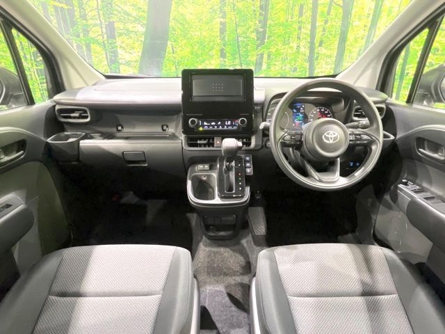 TOYOTA Sienta X Black 2025′ AC4BN