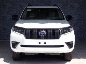 
									TOYOTA Land Cruiser Prado TX L Packet Matte Black Ed Pearl White 2023′ AE0NE full								