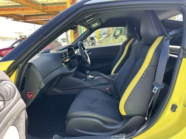 NISSAN Fairlady Z Protospecs Yellow/Black 2022′ AGF2M