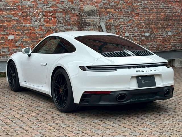 Porsche 911 Carrera GTS White 2022′ AGI80