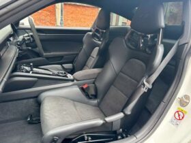 
									Porsche 911 Carrera GTS White 2022′ AGI80 full								