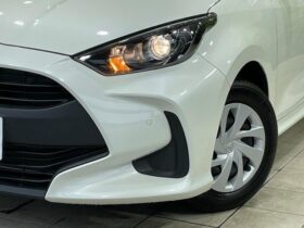 
									TOYOTA Yaris X Pearl White 2022′ AGI8W full								