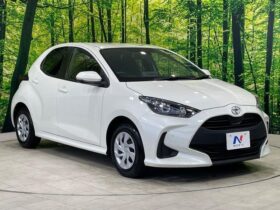 
									TOYOTA Yaris X Pearl White 2022′ AGI8W full								