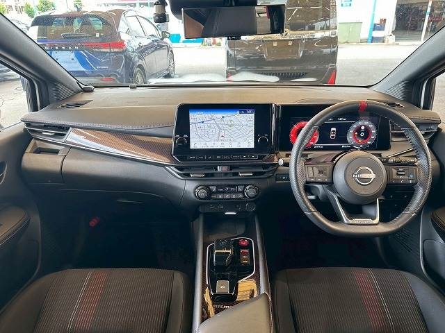 NISSAN AURA Nismo White/Black 2022′ AIKFB