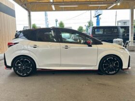 
									NISSAN AURA Nismo White/Black 2022′ AIKFB full								