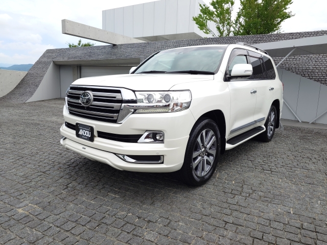 TOYOTA Land Cruiser Wagon ZX Pearl White 2020′ AKFZO