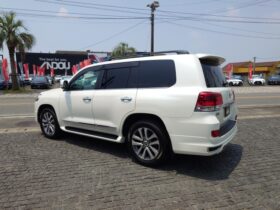 
									TOYOTA Land Cruiser Wagon ZX Pearl White 2020′ AKFZO full								