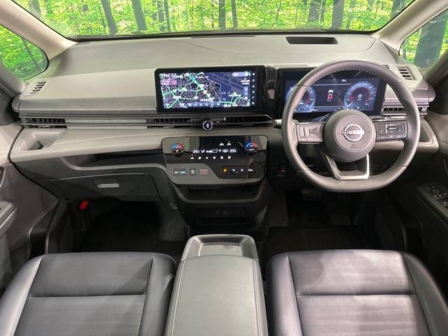 NISSAN Serena e-POWER Luxion Black 2023′ AMUI2