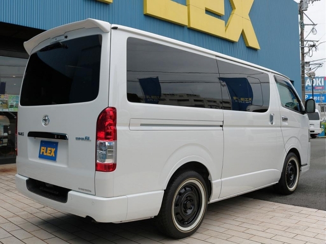 TOYOTA Hiace Van Super GL Dark Prime 2 Long Pearl White 2023′ AMX36
