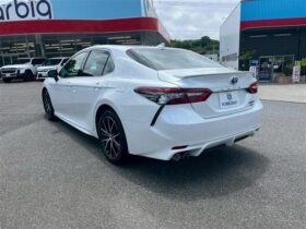 
									TOYOTA Camry 2.5WS Leather Package Pearl White 2023′ AMXR3 full								