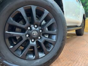 
									TOYOTA Land Cruiser Prado TX L Packet Matte Black Ed Pearl White 2022′ AMY8I full								