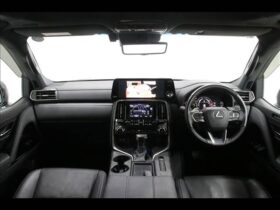 
									Lexus LX LX600 7-seater Black 2023′ AMYAM full								
