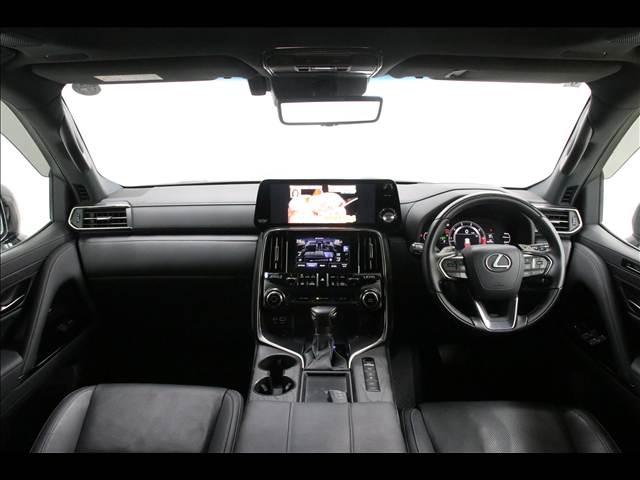 Lexus LX LX600 7-seater Black 2023′ AMYAM